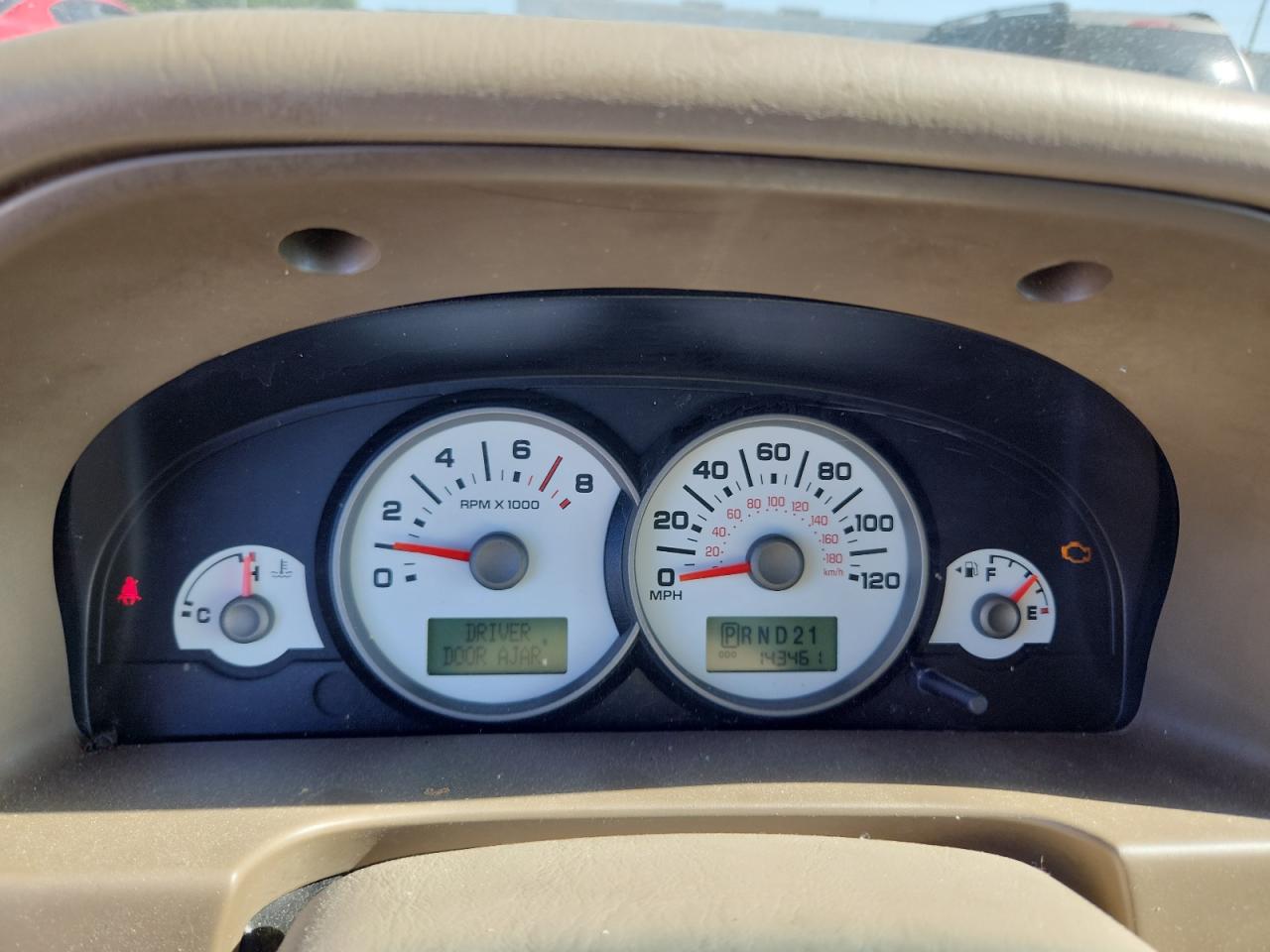 2006 Ford Escape Limited VIN: 1FMCU04126KC15487 Lot: 64687035