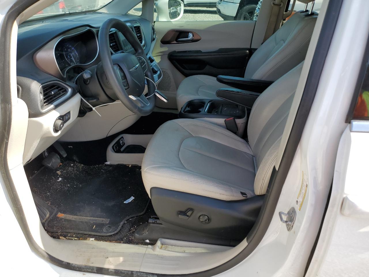 2018 Chrysler Pacifica Touring Plus VIN: 2C4RC1FG8JR122606 Lot: 62815185