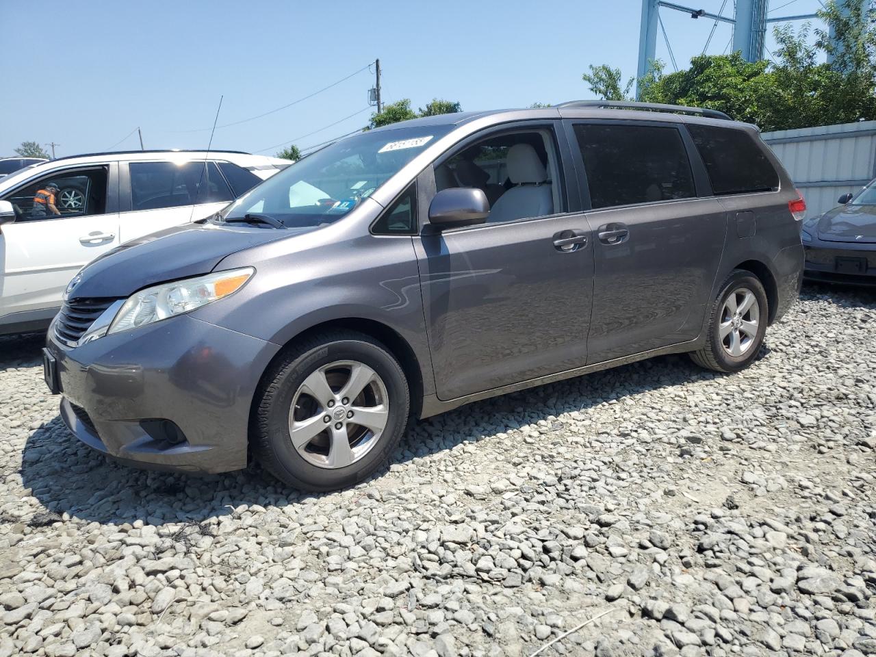 2011 Toyota Sienna Le VIN: 5TDKK3DC5BS019460 Lot: 66151155