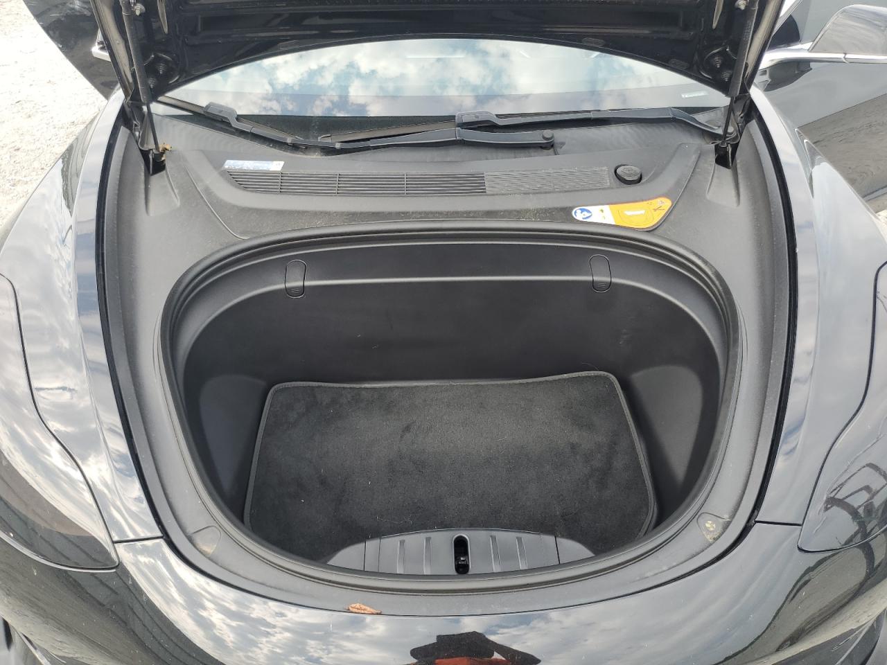 2018 Tesla Model 3 VIN: 5YJ3E1EA1JF023487 Lot: 63067355
