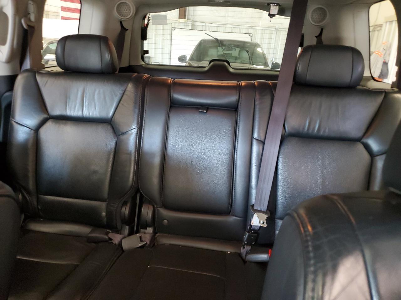 2011 Honda Pilot Exl VIN: 5FNYF4H62BB070735 Lot: 62873615