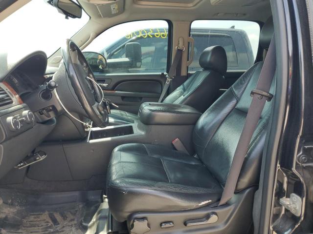  CHEVROLET SUBURBAN 2012 Czarny