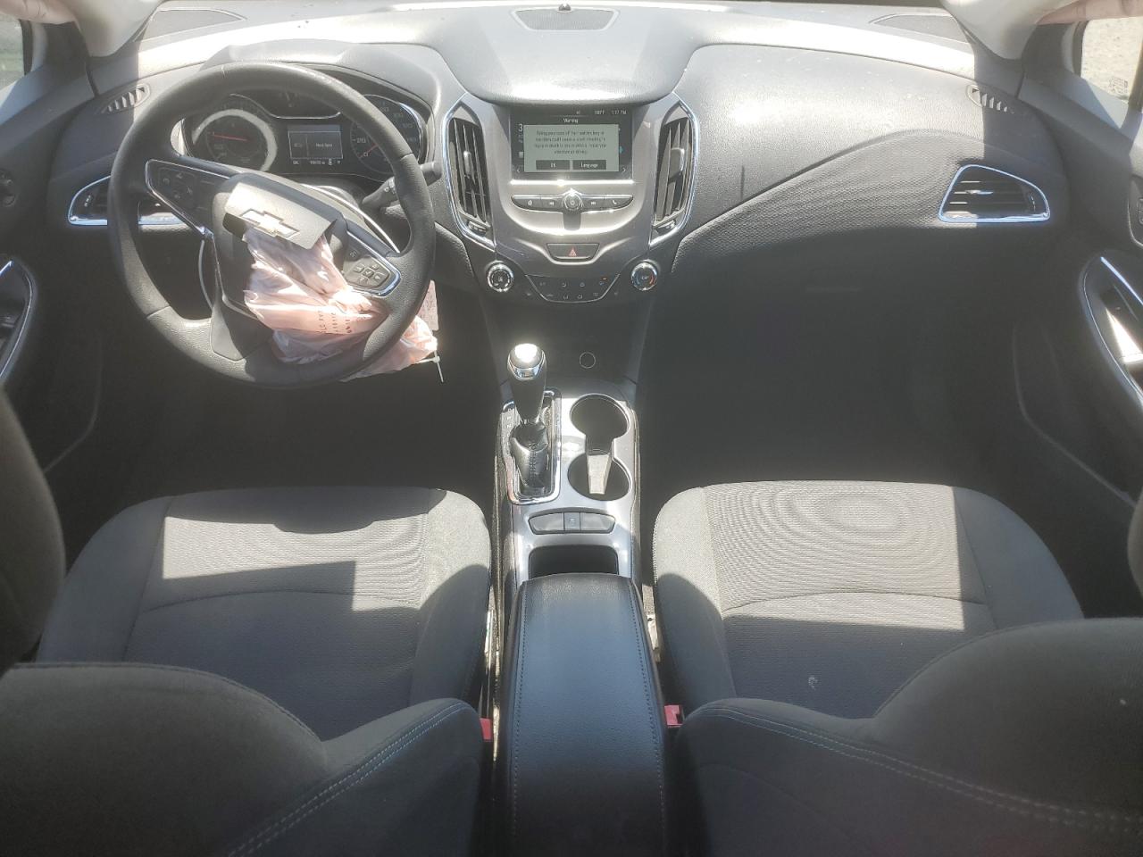 2018 Chevrolet Cruze Lt VIN: 1G1BE5SMXJ7109283 Lot: 64699375
