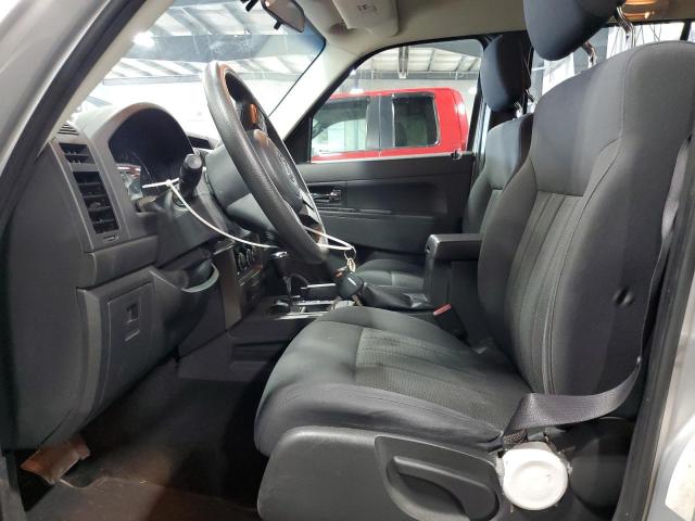  JEEP LIBERTY 2012 Srebrny