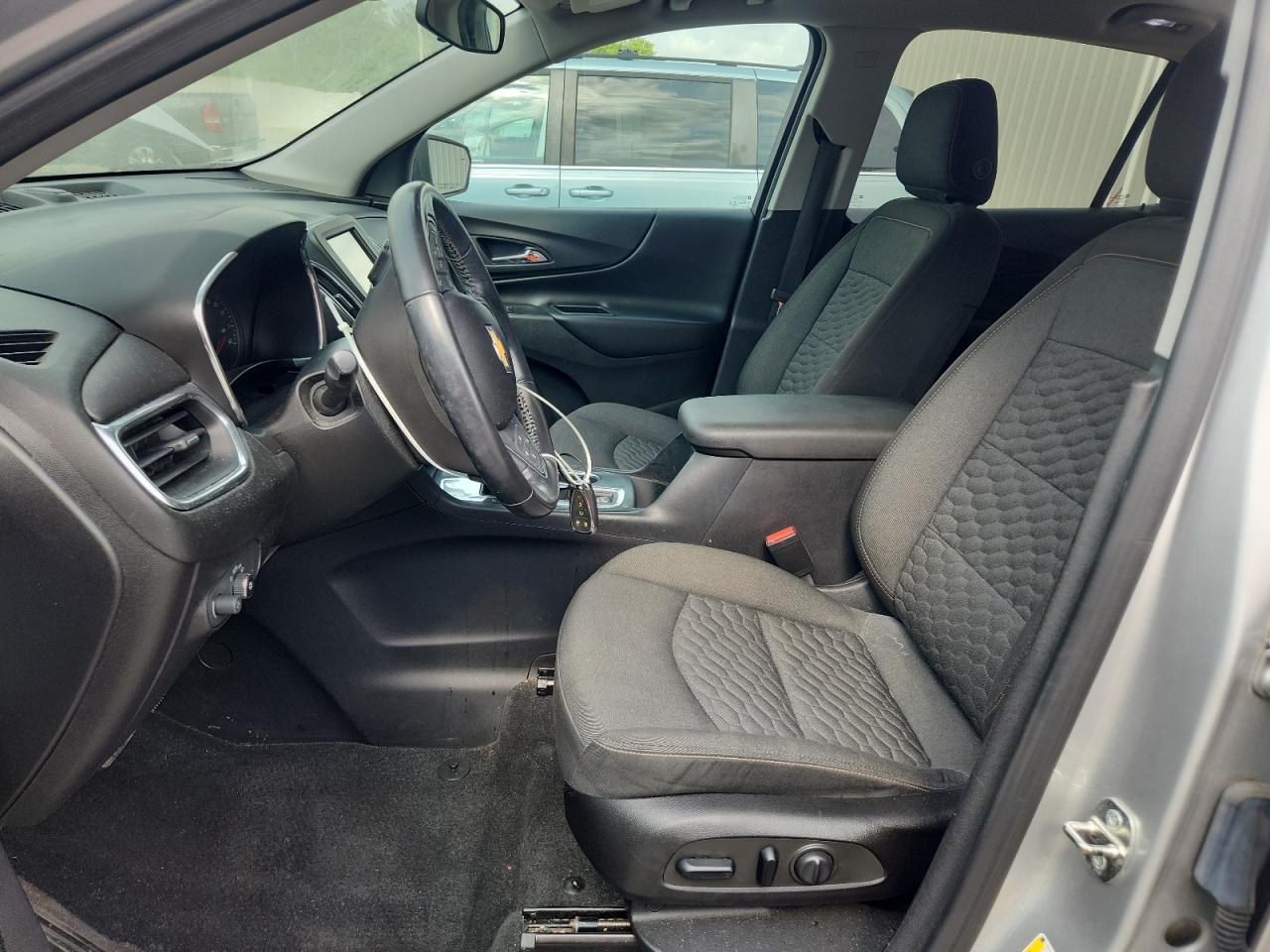 2019 Chevrolet Equinox Lt VIN: 3GNAXKEV0KS535803 Lot: 65042155