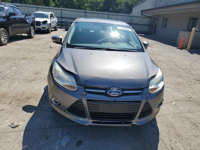  FORD FOCUS 2012 Серебристый