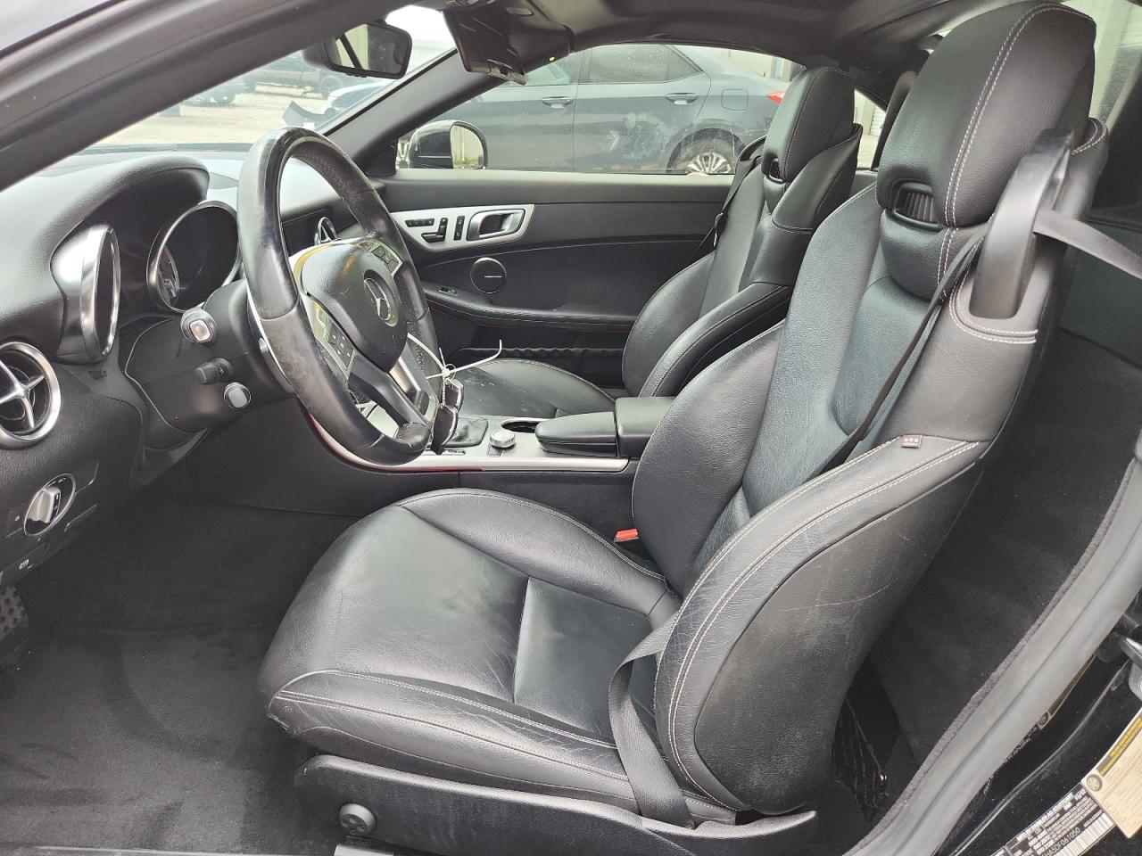 2013 Mercedes-Benz Slk 350 VIN: WDDPK5HA5DF061050 Lot: 62885235