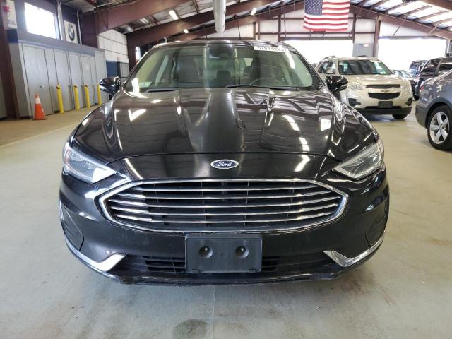  FORD FUSION 2019 Czarny