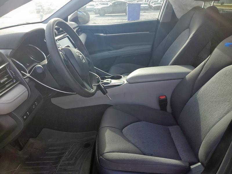  TOYOTA CAMRY 2019 White