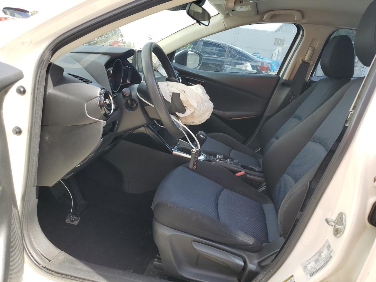 2017 Toyota Yaris Ia VIN: 3MYDLBYV9HY153340 Lot: 64959175