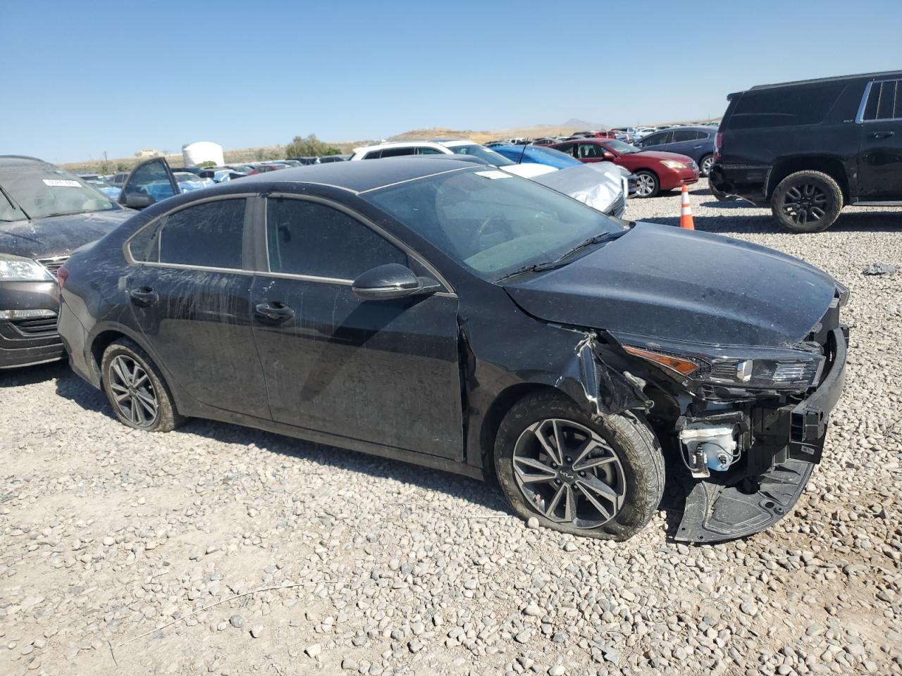 3kpf24adxre695945 3KPF24ADXRE695945 2024 Kia Forte Lx