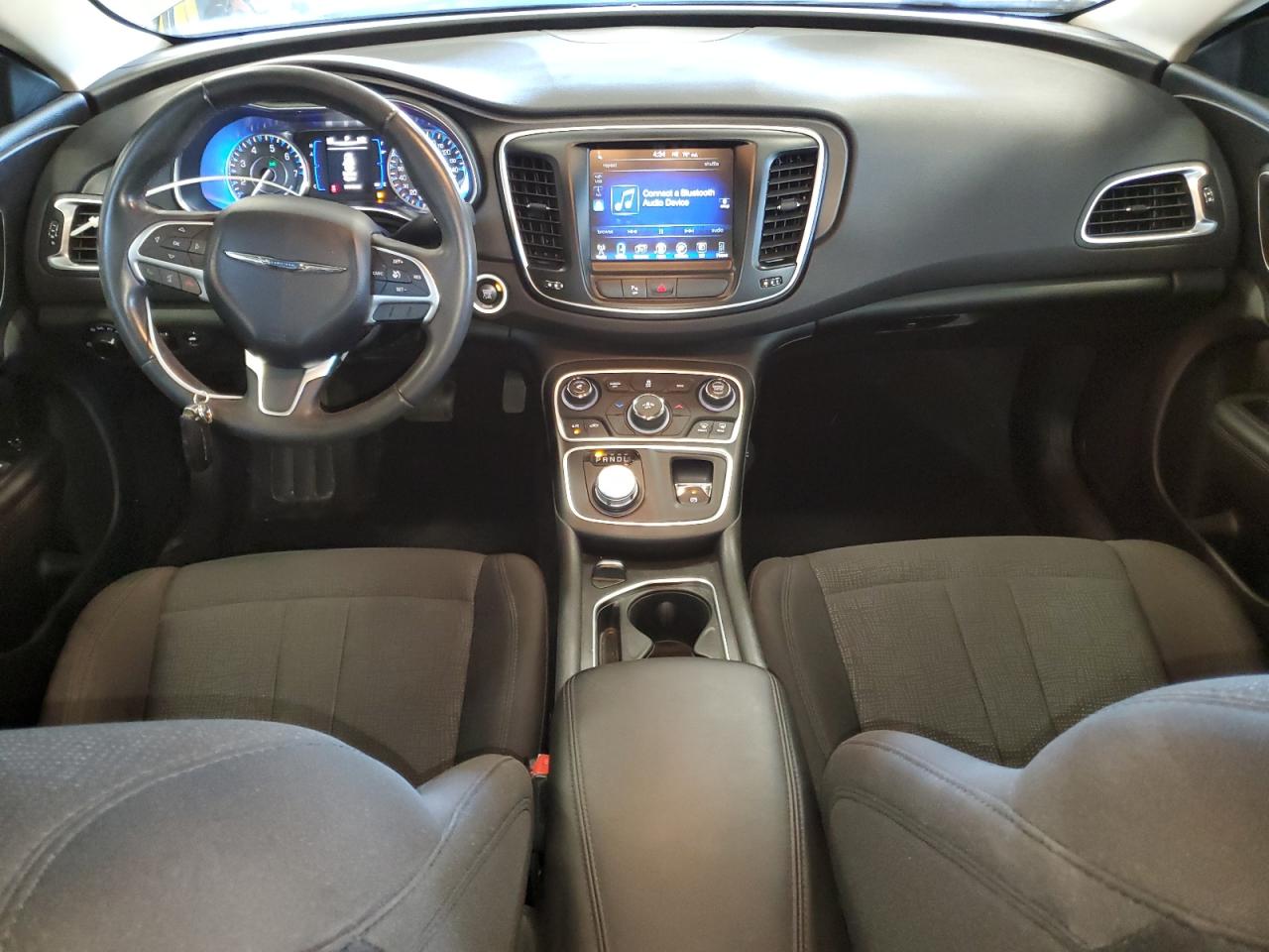 2015 Chrysler 200 Limited VIN: 1C3CCCAB2FN751560 Lot: 65468675