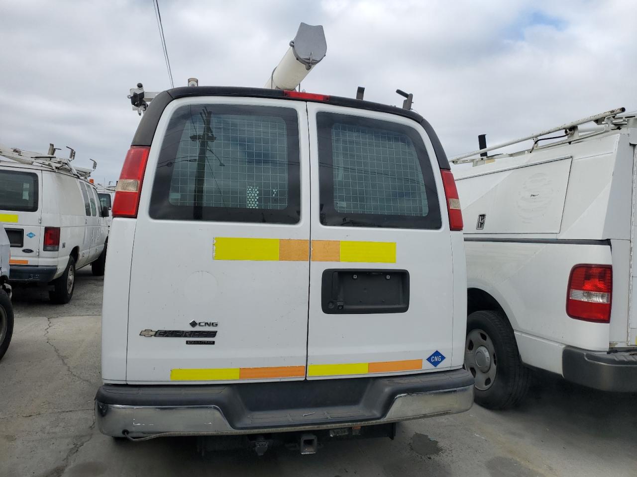 2014 Chevrolet Express G2500 VIN: 1GCWGFCB1E1133843 Lot: 62924095