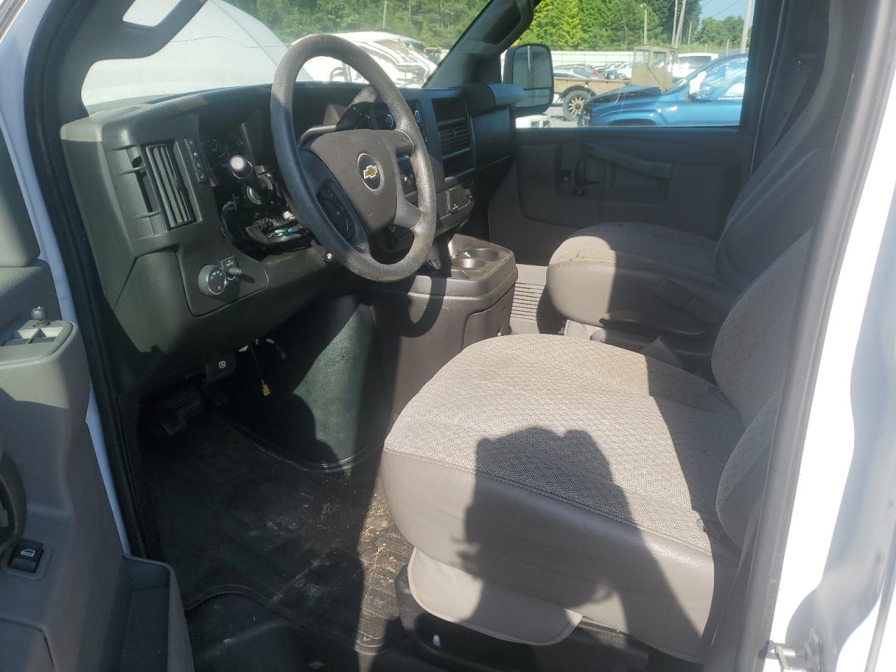 2018 Chevrolet Express G3500 Lt VIN: 1GAZGPFG3J1218941 Lot: 65062375