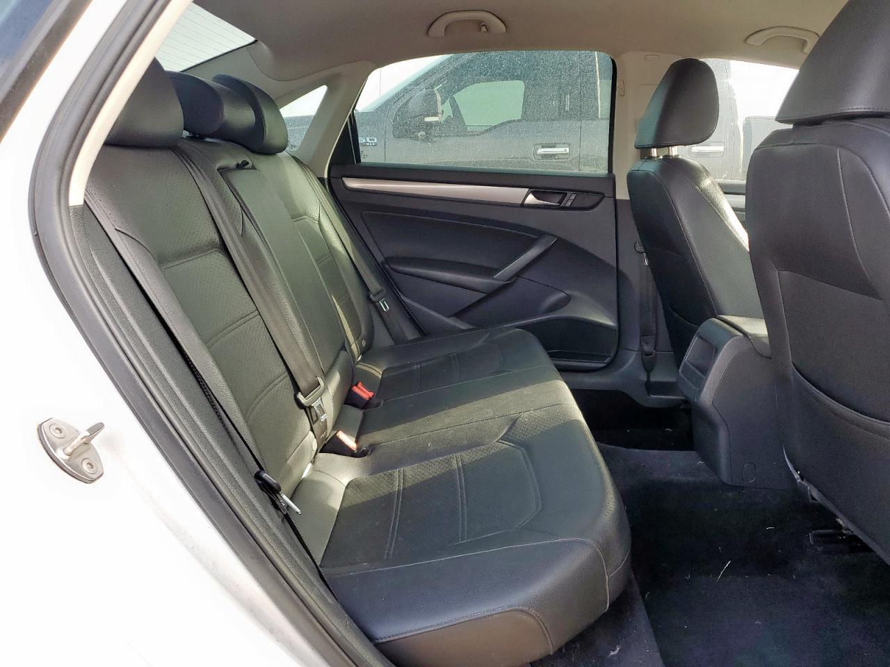 2015 Volkswagen Passat S VIN: 1VWAT7A39FC048680 Lot: 63153965