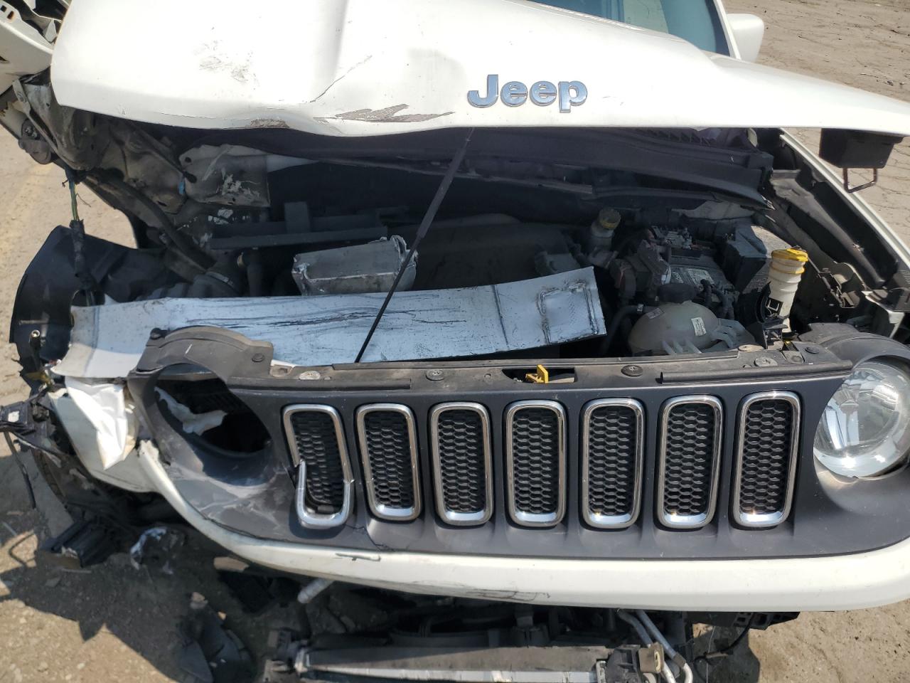 2016 Jeep Renegade Latitude VIN: ZACCJBBT5GPC46026 Lot: 64770985