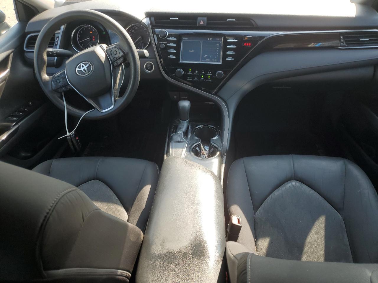 2019 Toyota Camry L VIN: 4T1B11HK2KU193647 Lot: 60679525