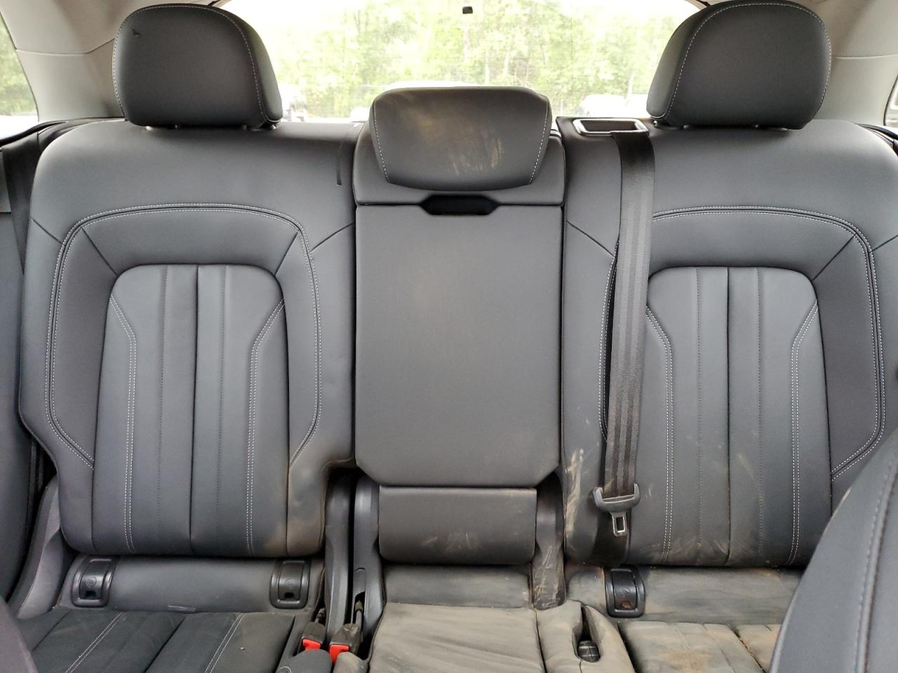 wa1aaafy2n2099012 WA1AAAFY2N2099012 2022 Audi Q5 Komfort 45