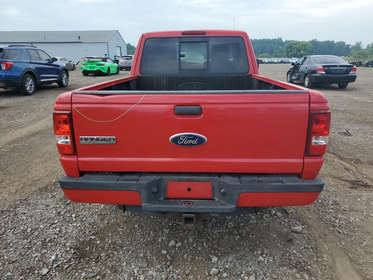 2011 Ford Ranger Super Cab VIN: 1FTLR4EE5BPA27770 Lot: 64189735