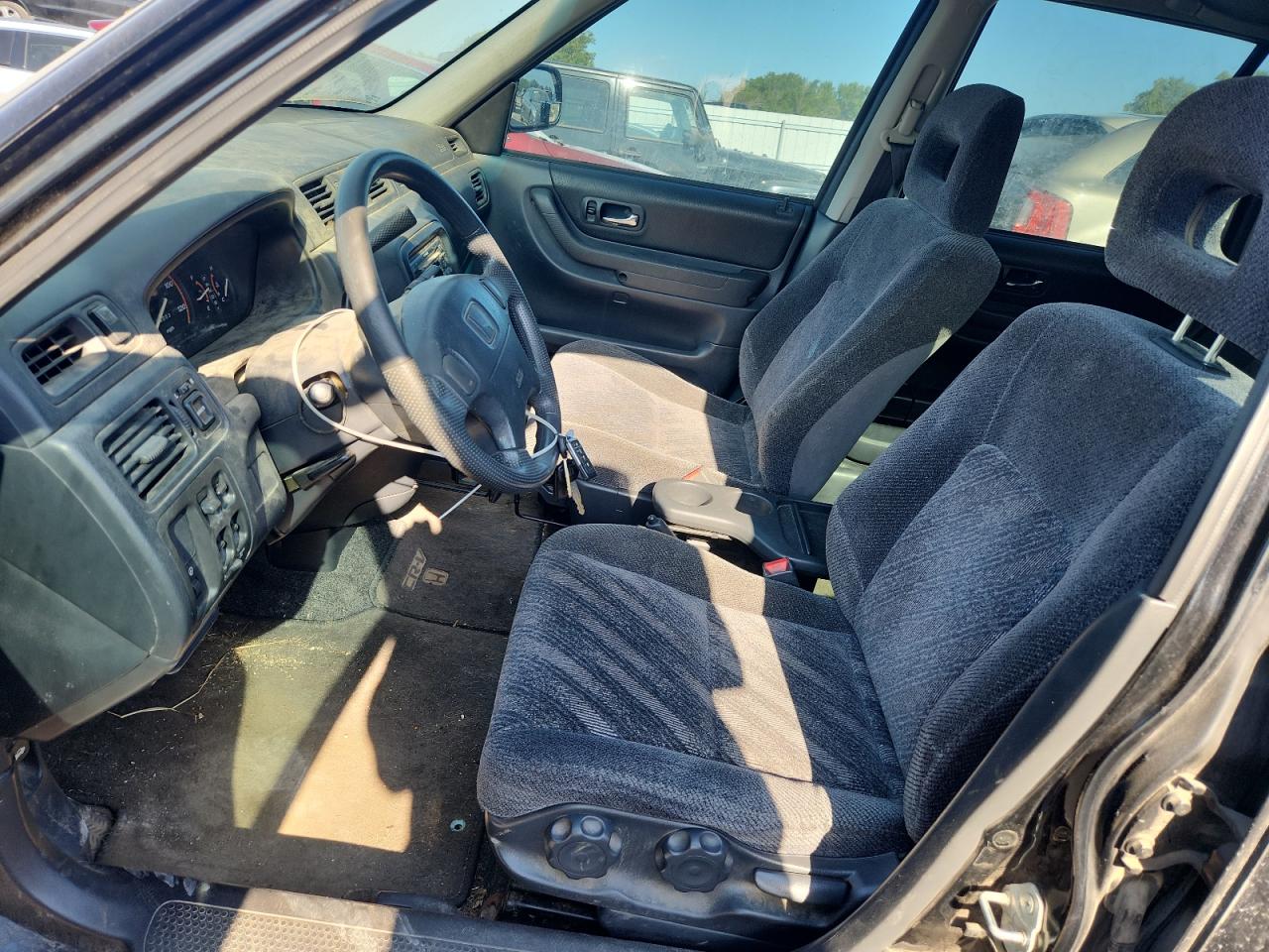 2000 Honda Cr-V Ex VIN: JHLRD1869YC016270 Lot: 64099675