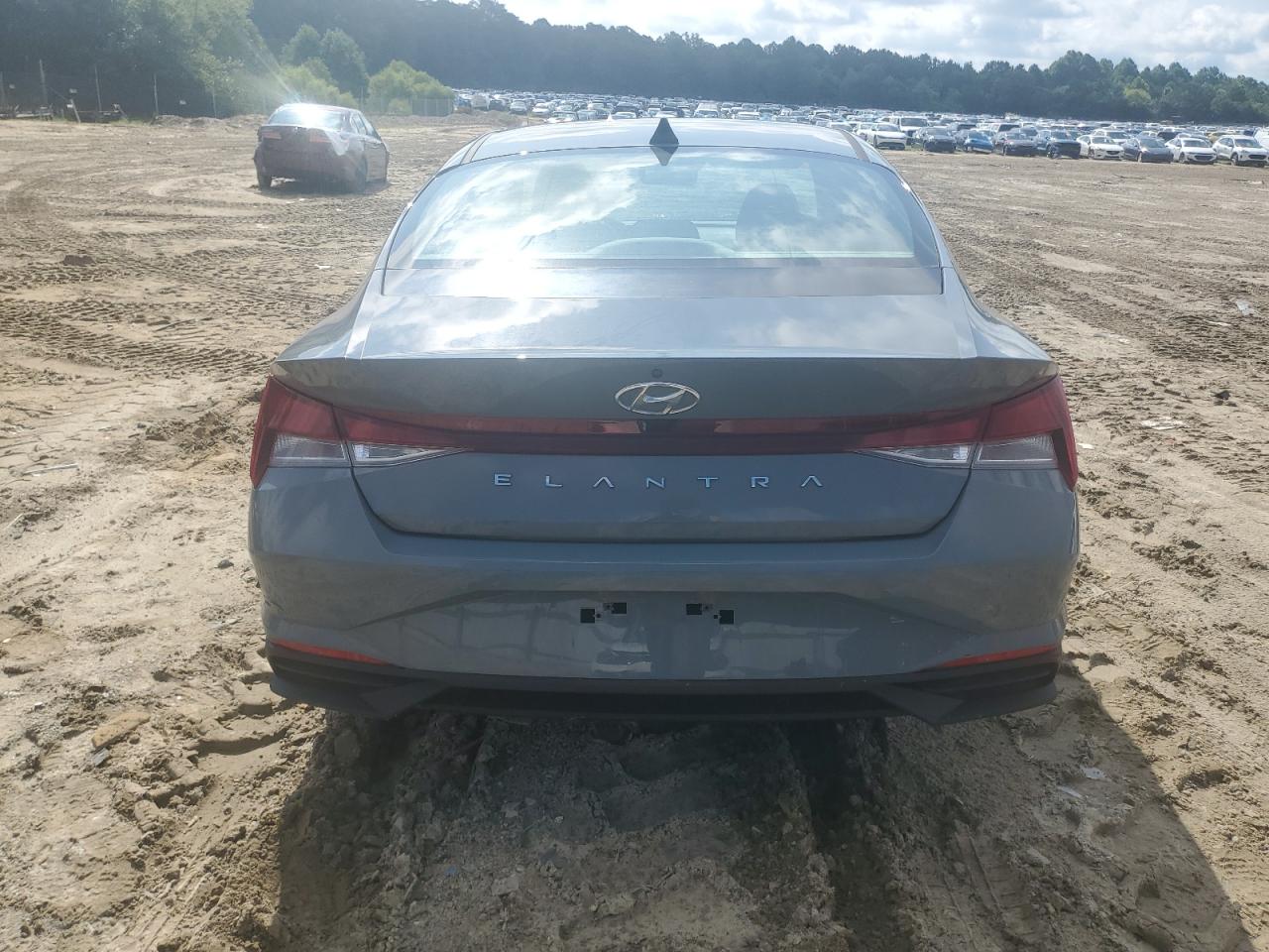 2022 Hyundai Elantra Sel VIN: KMHLM4AG2NU356479 Lot: 65078395
