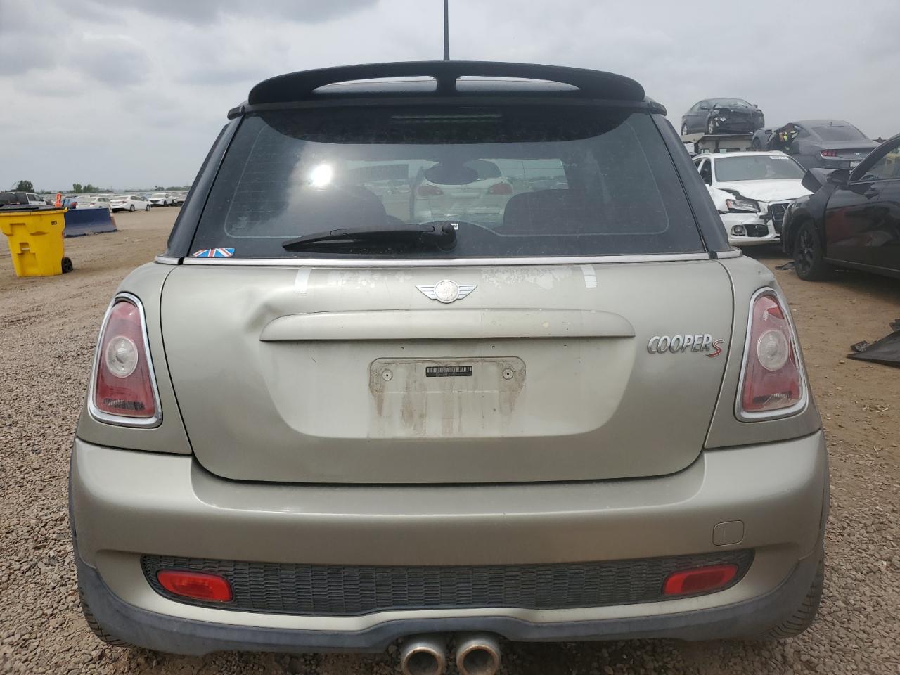 2008 Mini Cooper S VIN: WMWMF735X8TT93920 Lot: 66869345