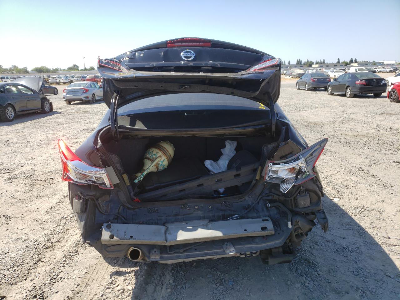 2018 Nissan Sentra S VIN: 3N1AB7AP9JY251466 Lot: 65268035