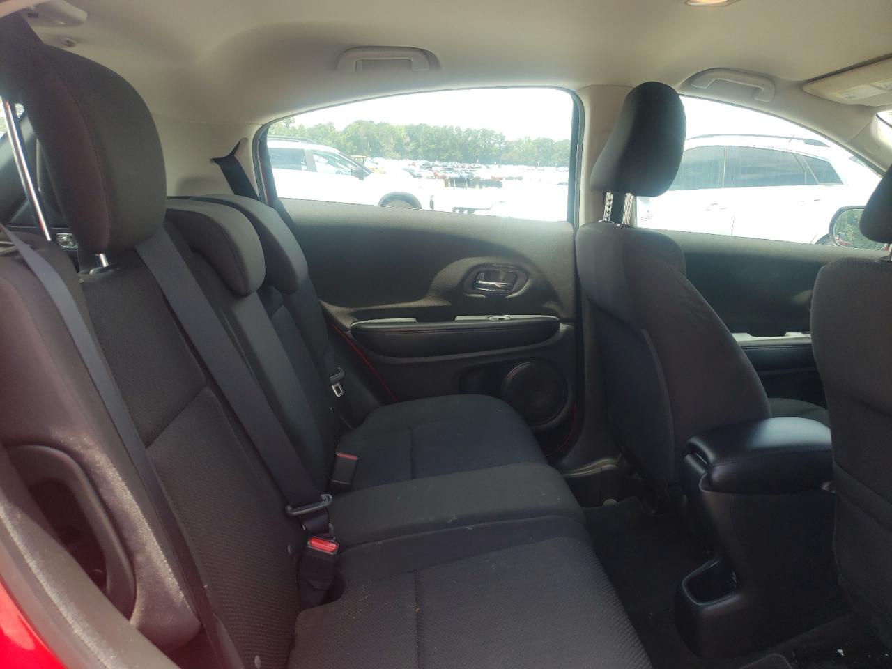 2016 Honda Hr-V Lx VIN: 3CZRU5H38GM735303 Lot: 64636165