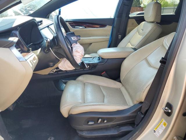  CADILLAC XT5 2017 Beżowy