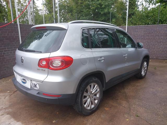 2008 VOLKSWAGEN TIGUAN SE