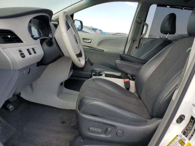  TOYOTA SIENNA 2014 White