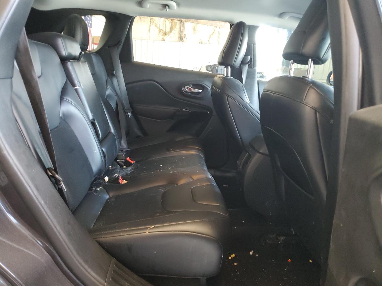 2020 Jeep Cherokee Latitude Plus VIN: 1C4PJLLB0LD611119 Lot: 66387815