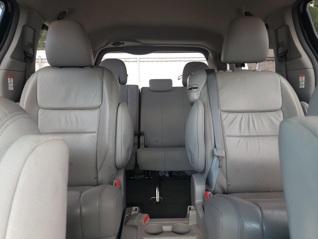 2016 Toyota Sienna Xle VIN: 5TDYK3DC5GS717200 Lot: 62924405