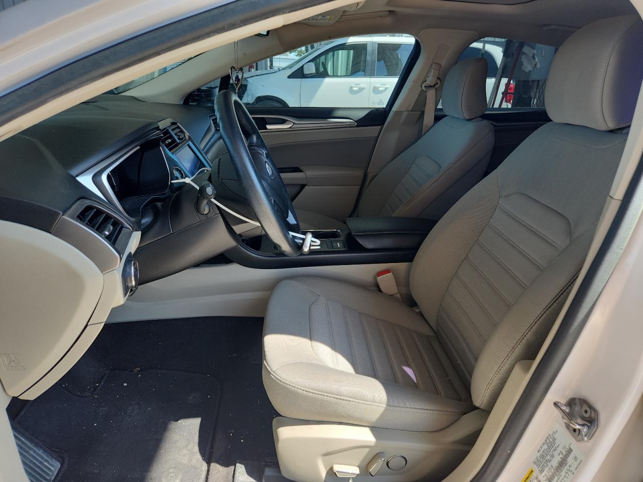 2020 Ford Fusion Se VIN: 3FA6P0HD7LR168077 Lot: 64028625