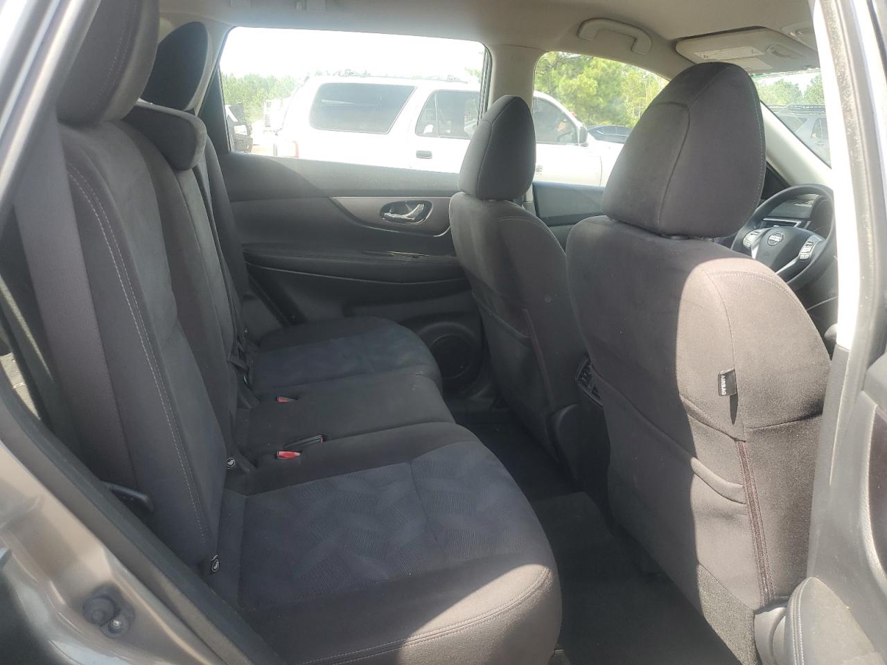 2015 Nissan Rogue S VIN: KNMAT2MT0FP551413 Lot: 65247825