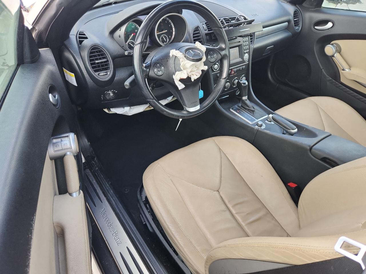 2010 Mercedes-Benz Slk 300 VIN: WDBWK5EAXAF229074 Lot: 64890255