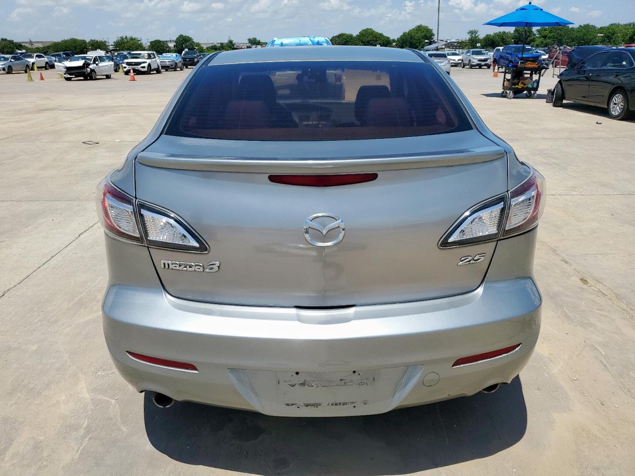 2010 Mazda 3 S VIN: JM1BL1S50A1231054 Lot: 64692555