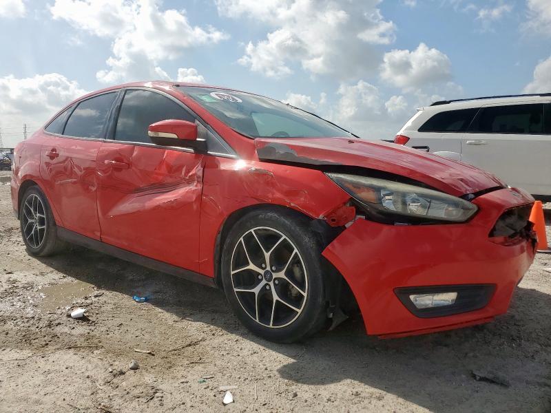  FORD FOCUS 2017 Czerwony