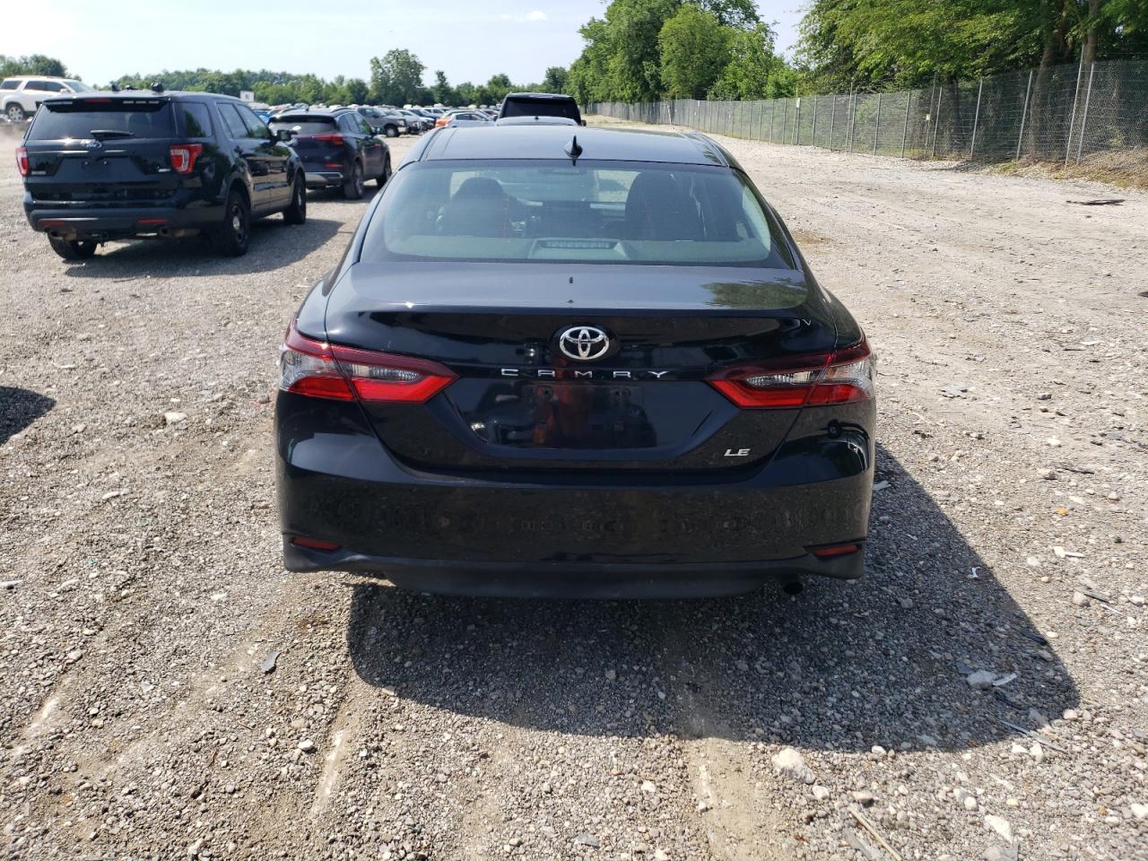 2022 Toyota Camry Le VIN: 4T1R11AK6NU714995 Lot: 63044265