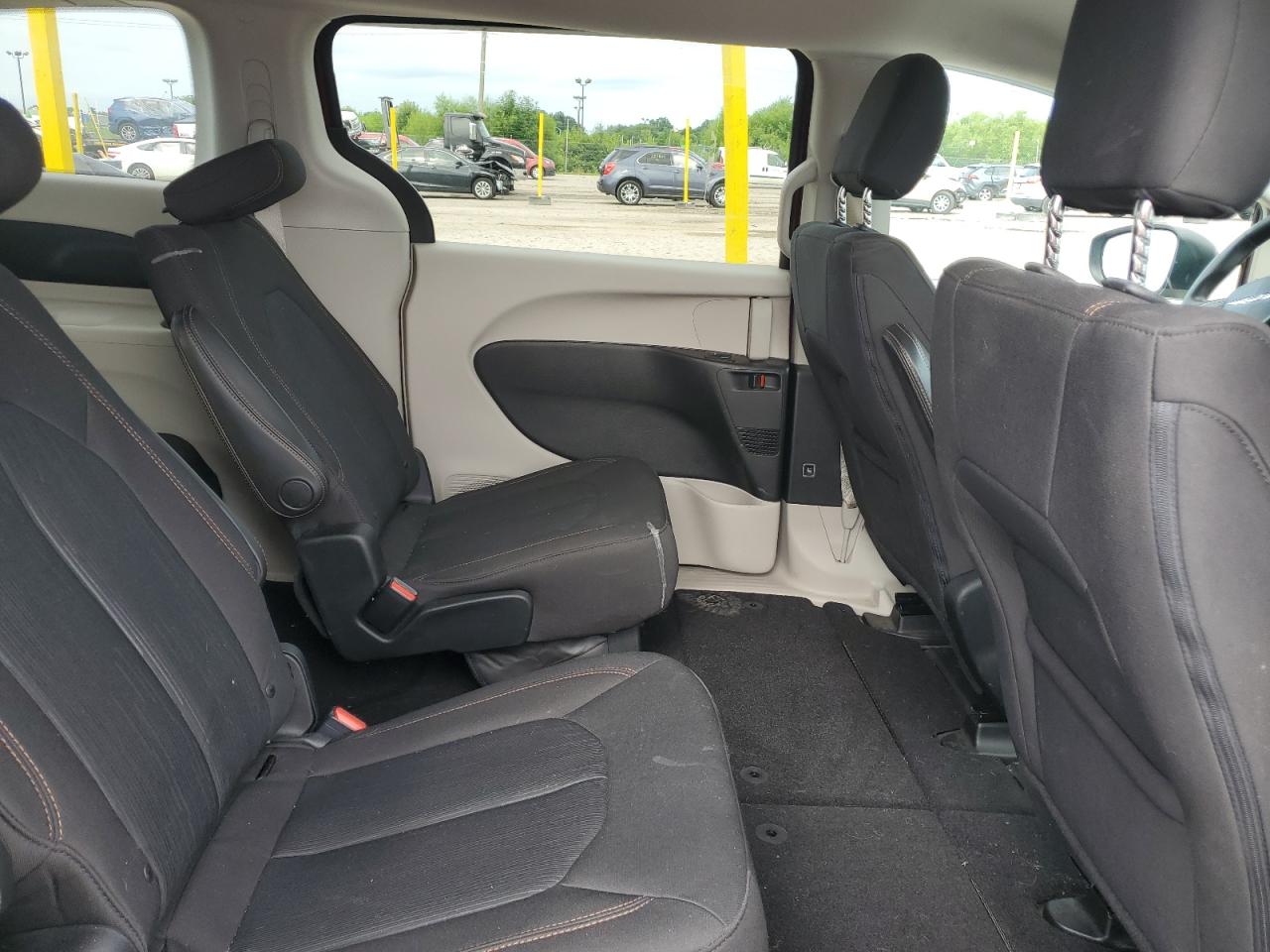 2017 Chrysler Pacifica Lx VIN: 2C4RC1CG7HR823765 Lot: 65211205