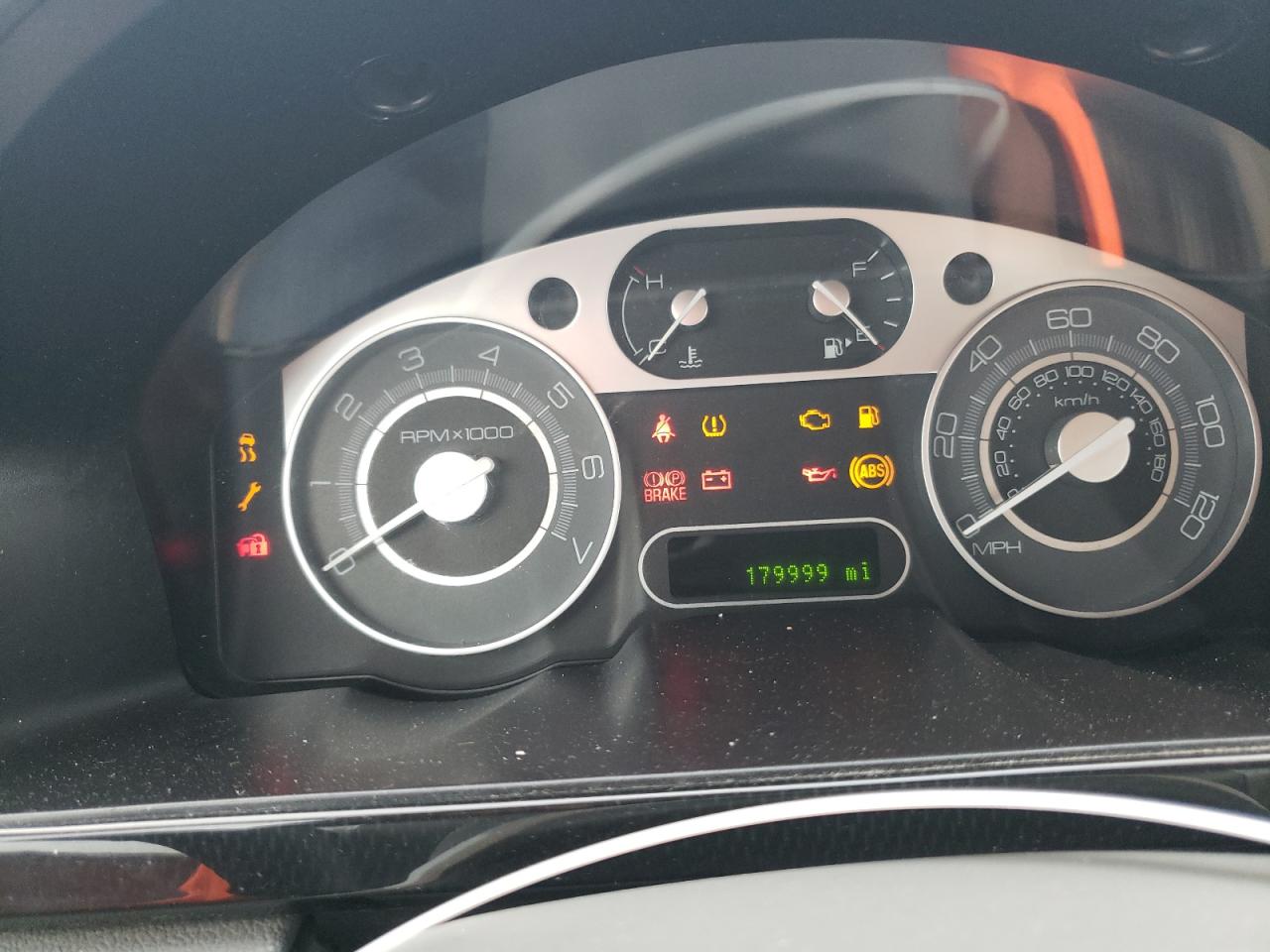 2008 Mercury Sable Luxury VIN: 1MEHM40W68G615933 Lot: 85949655