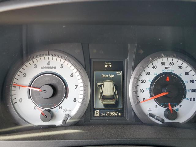 2020 TOYOTA SIENNA SE  