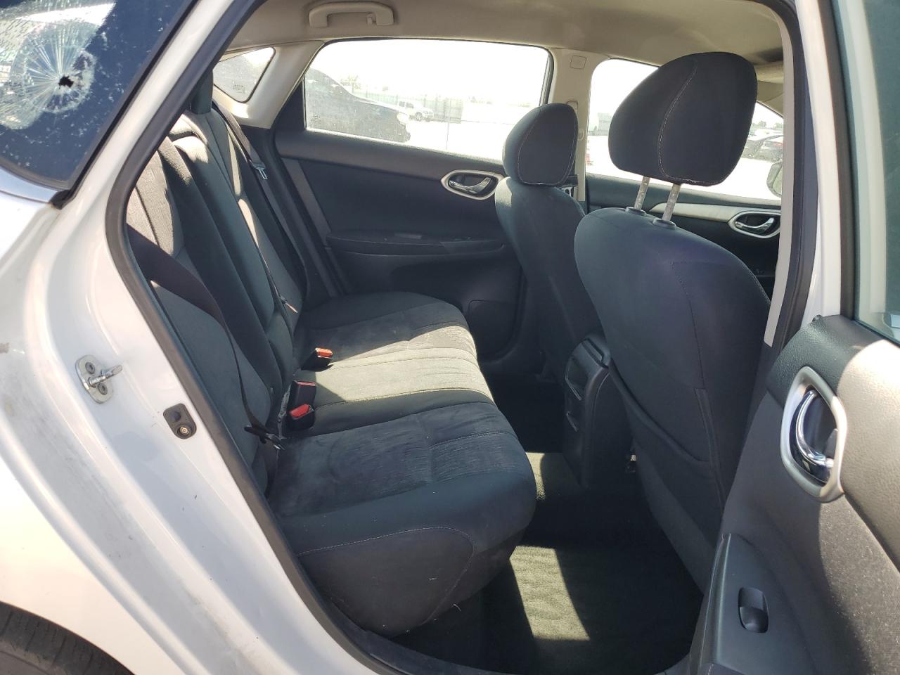 2014 Nissan Sentra S VIN: 3N1AB7AP5EL638521 Lot: 63262545
