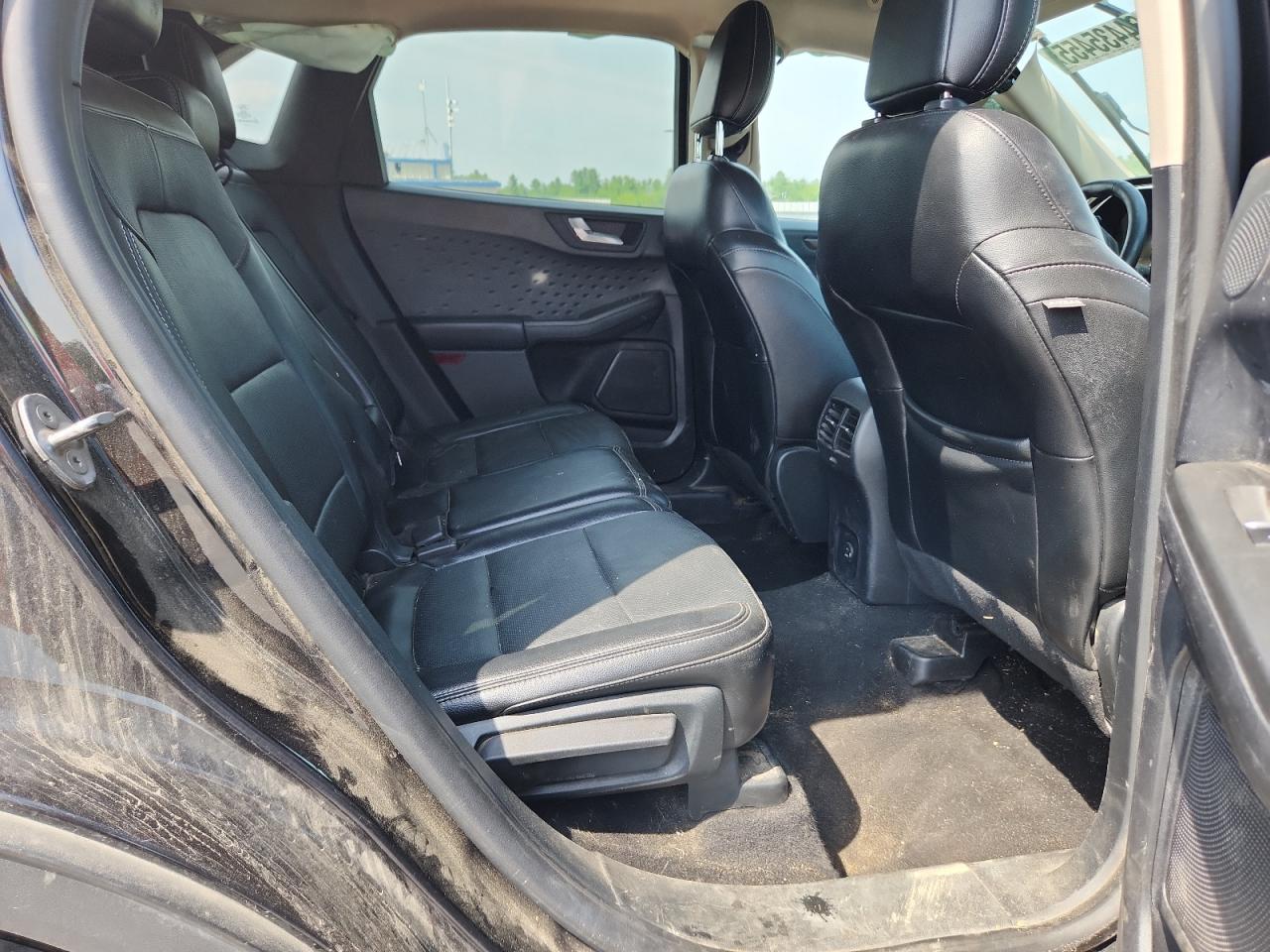 2020 Ford Escape Titanium VIN: 1FMCU9J98LUB15232 Lot: 64435455