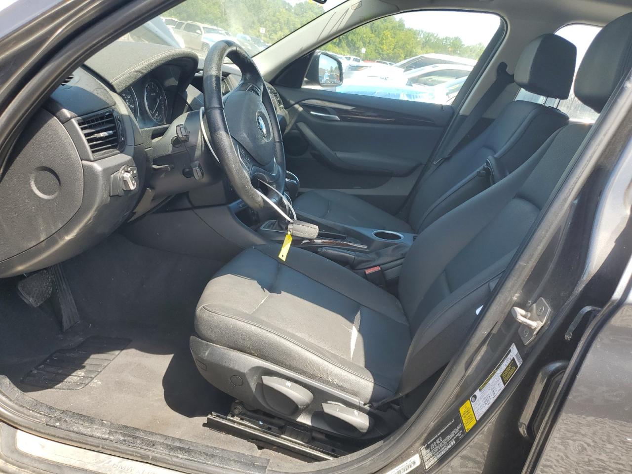 2015 BMW X1 Sdrive28I VIN: WBAVM1C59FV498523 Lot: 64564395