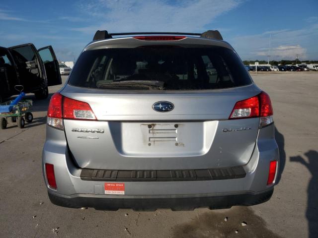 SUBARU OUTBACK 2013 Серебристый