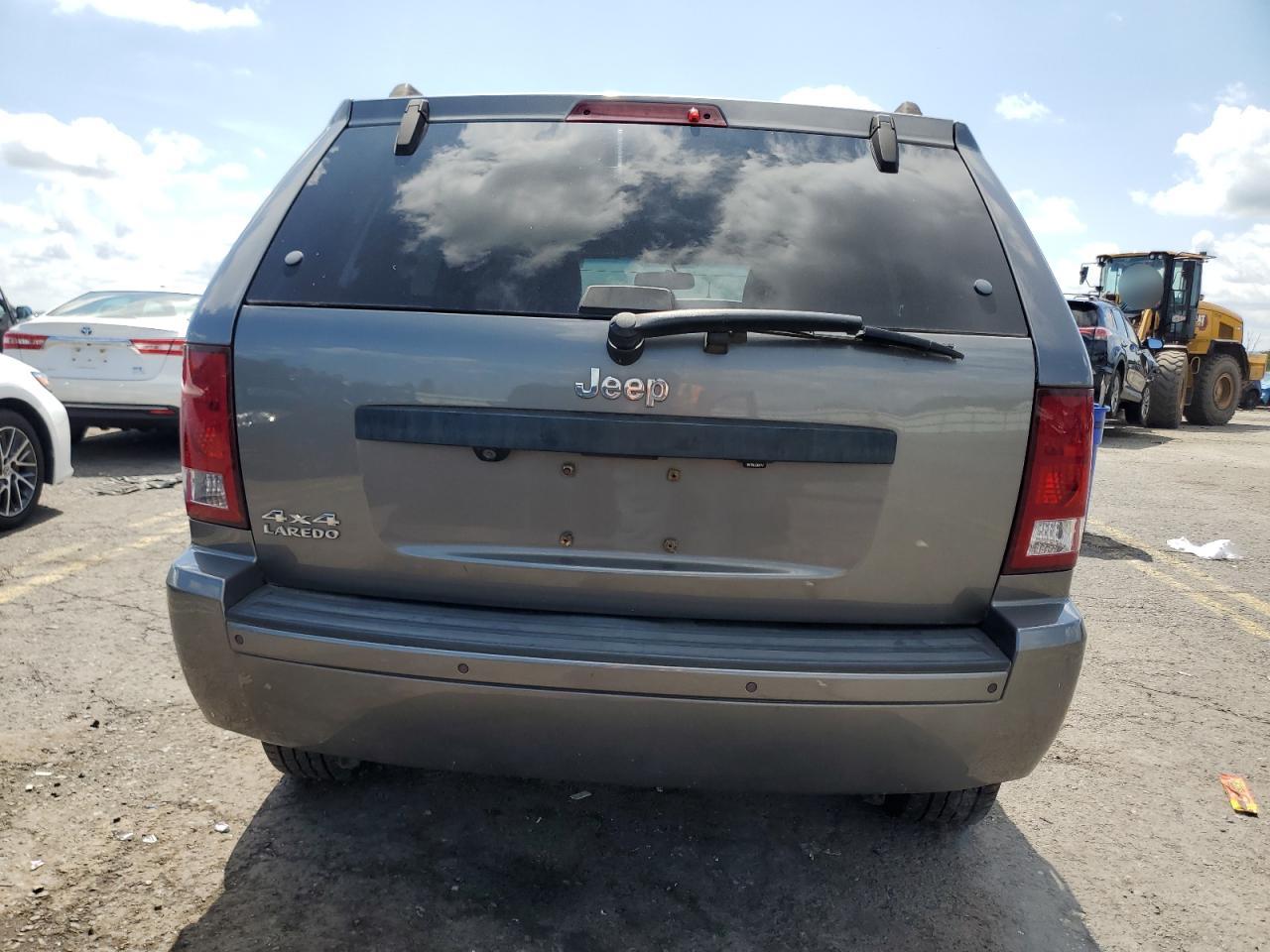 2008 Jeep Grand Cherokee Laredo VIN: 1J8GR48K88C124067 Lot: 64932065