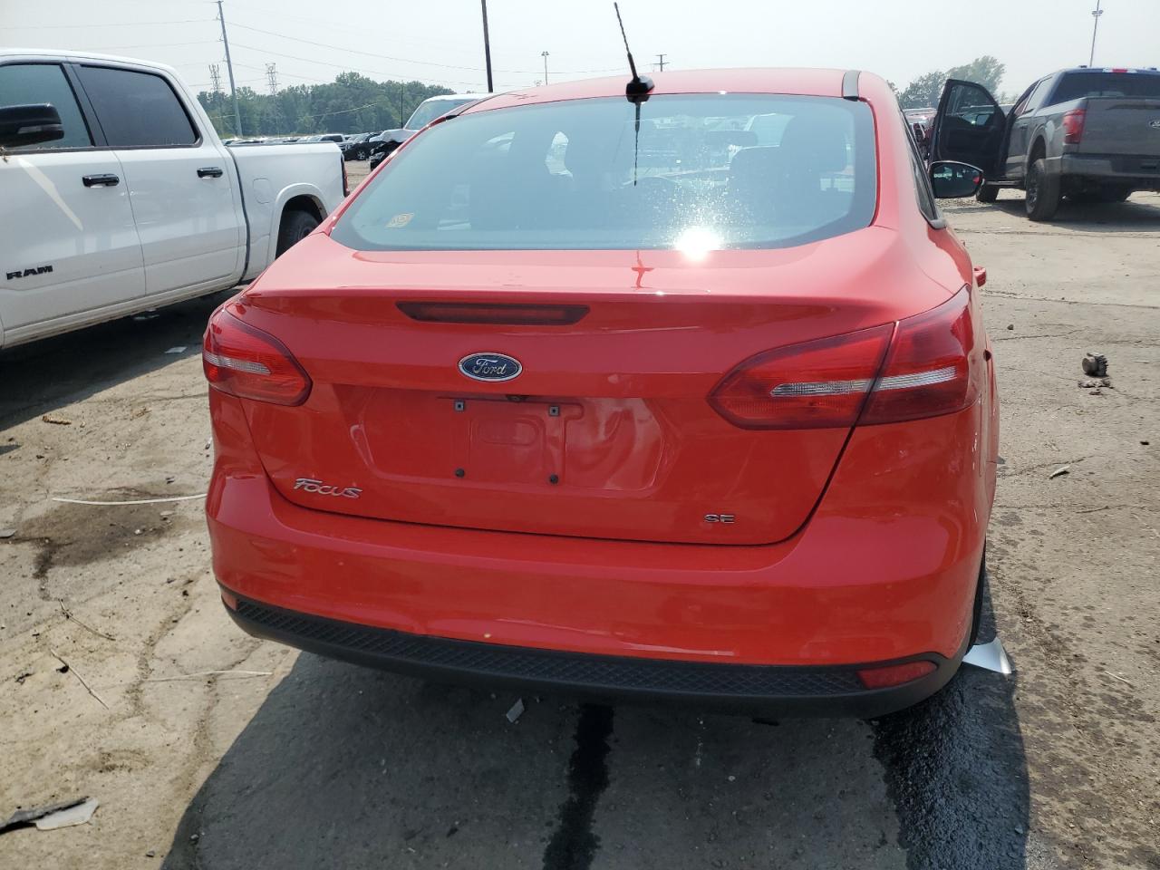 2015 Ford Focus Se VIN: 1FADP3F29FL371744 Lot: 65026255