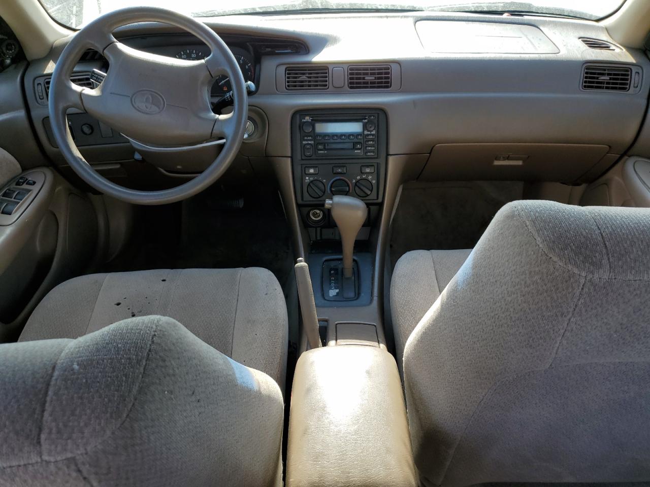 2000 Toyota Camry Ce VIN: JT2BG22K5Y0387003 Lot: 63218085