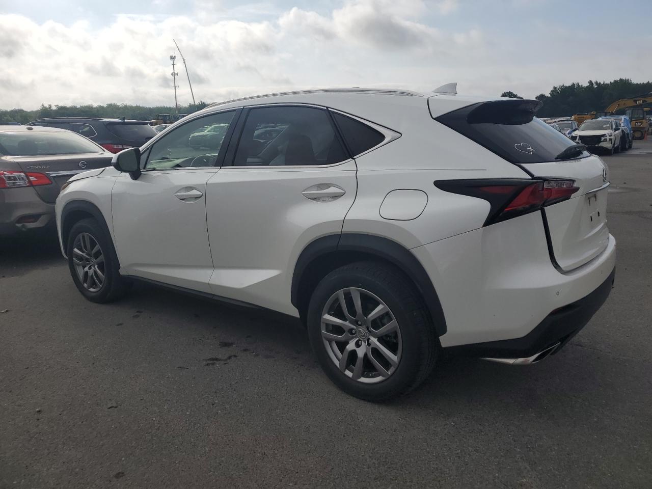 2015 Lexus Nx 200T VIN: JTJYARBZ1F2005752 Lot: 65007155